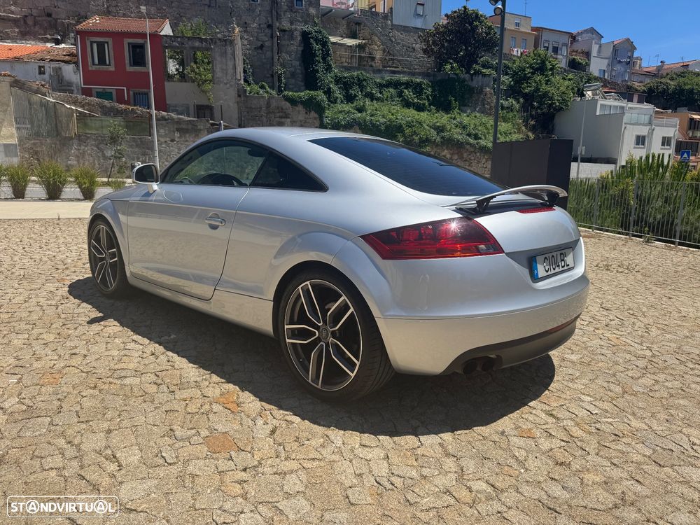 Audi TT Coupé - 5