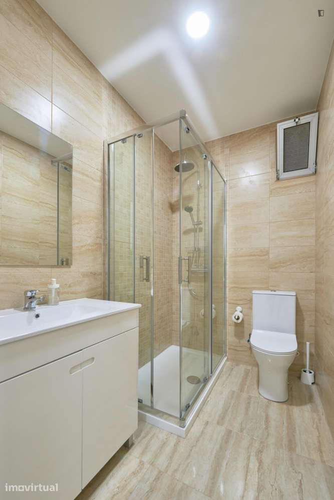 Quarto - localizado em Arroios Lisbon - Grande imagem: 4/60