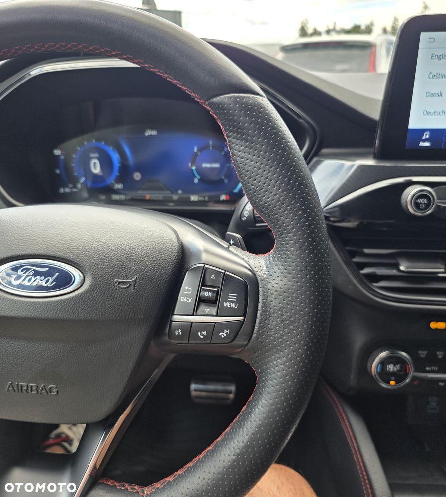 Ford Kuga 2.0 EcoBlue 4x4 ST-LINE - 22