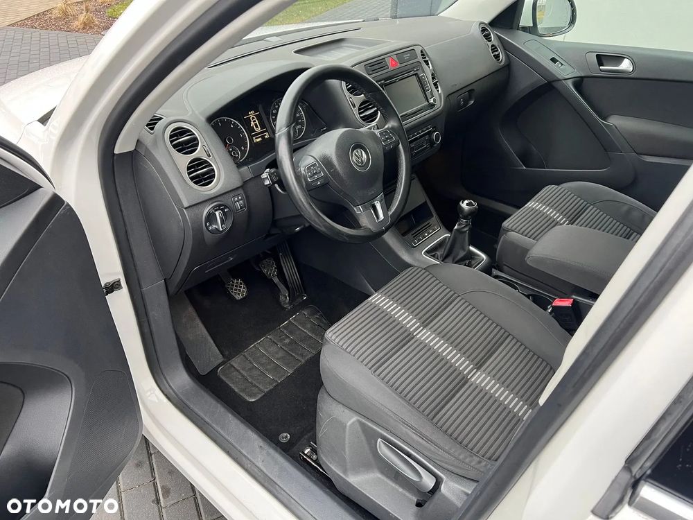 Volkswagen Tiguan - 14