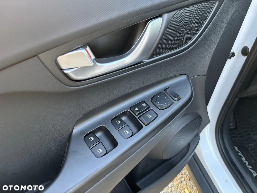 Hyundai Kona Electric 64kWh Modern - 13