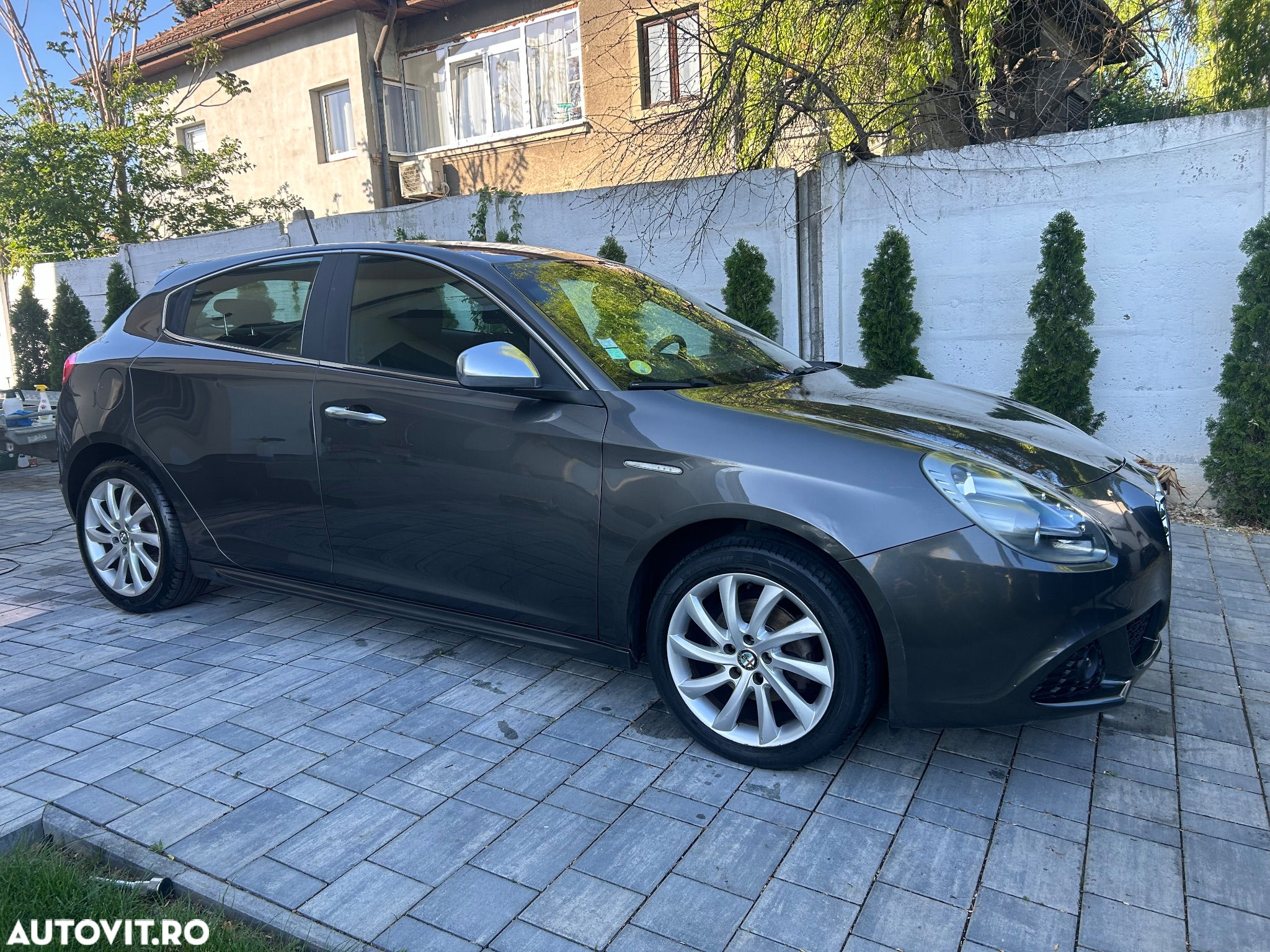Alfa Romeo Giulietta 1.6 JTDM 16V - 2