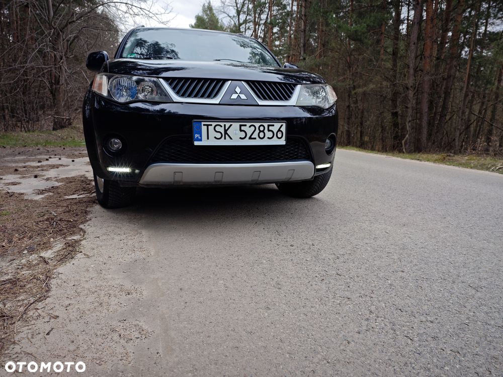 Mitsubishi Outlander 2.2 DI-D 4WD Instyle - 4