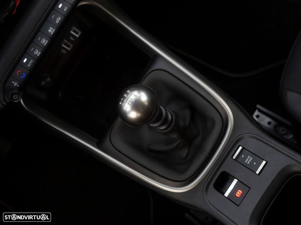 Jeep Avenger 1.2 GSE T3 Altitude - 41