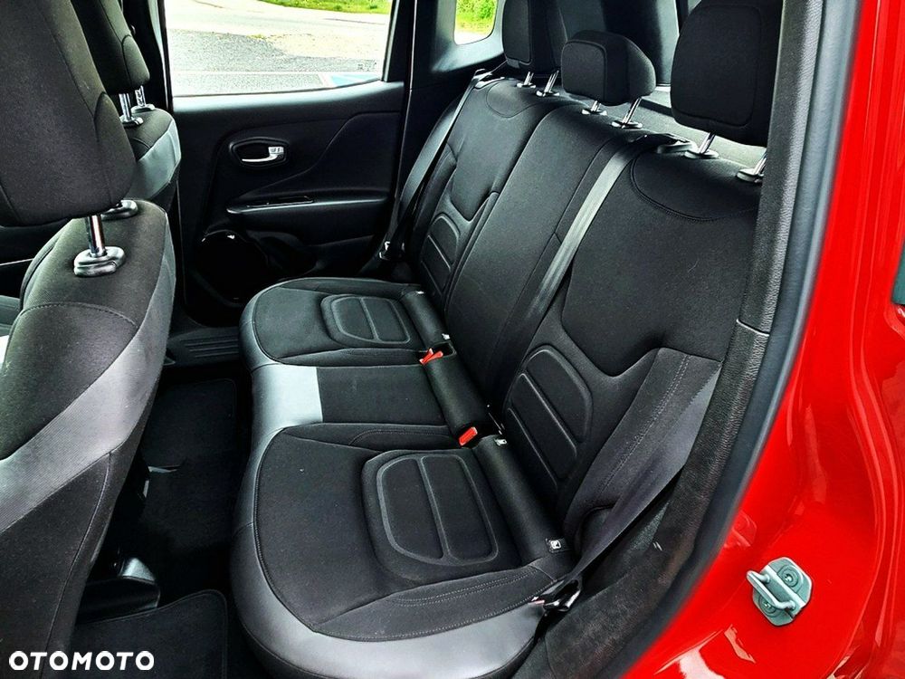 Jeep Renegade 1.4 MultiAir Night Eagle - 27