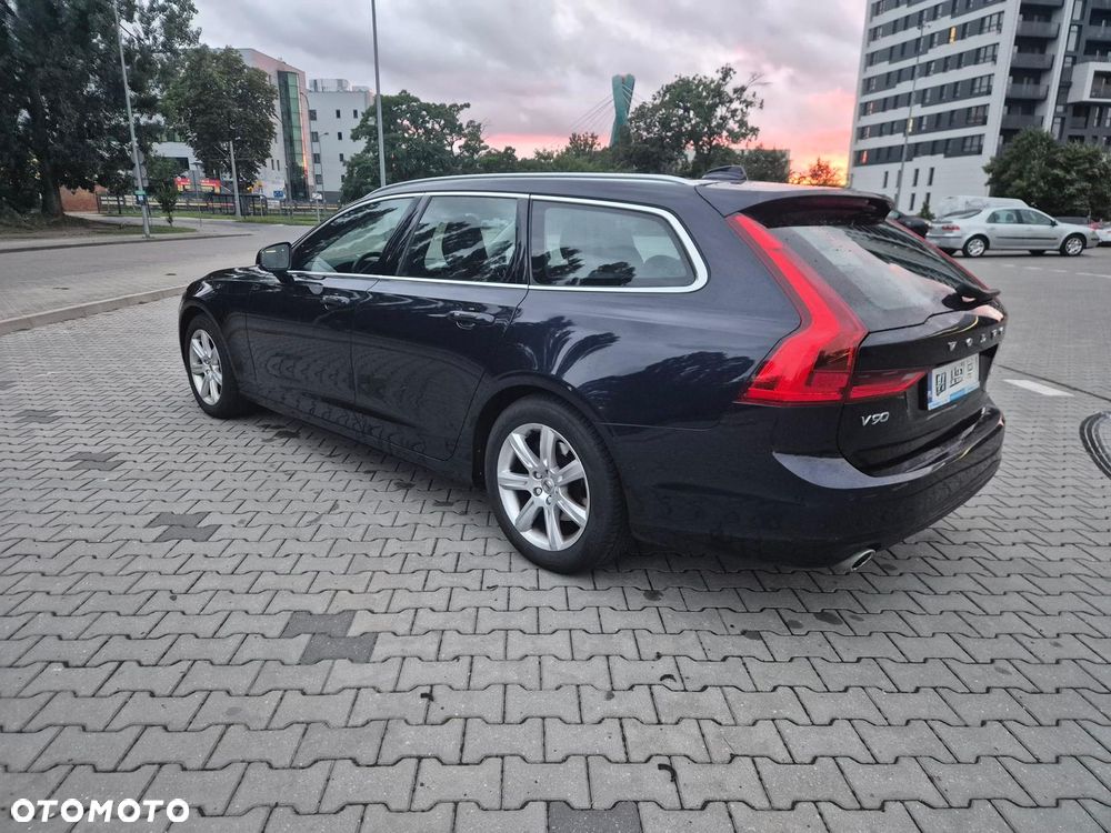 Volvo V90 D4 Momentum - 3
