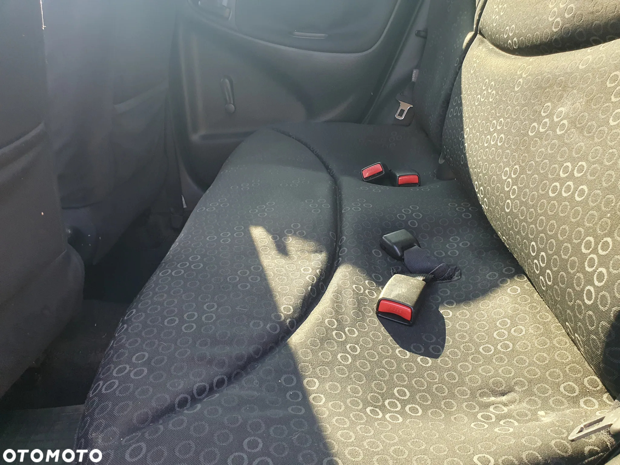 Toyota Yaris 1.0 Base - 19