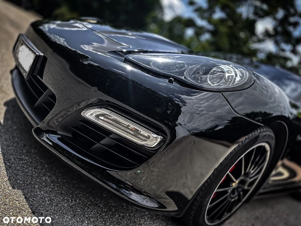 Porsche Panamera GTS - 2