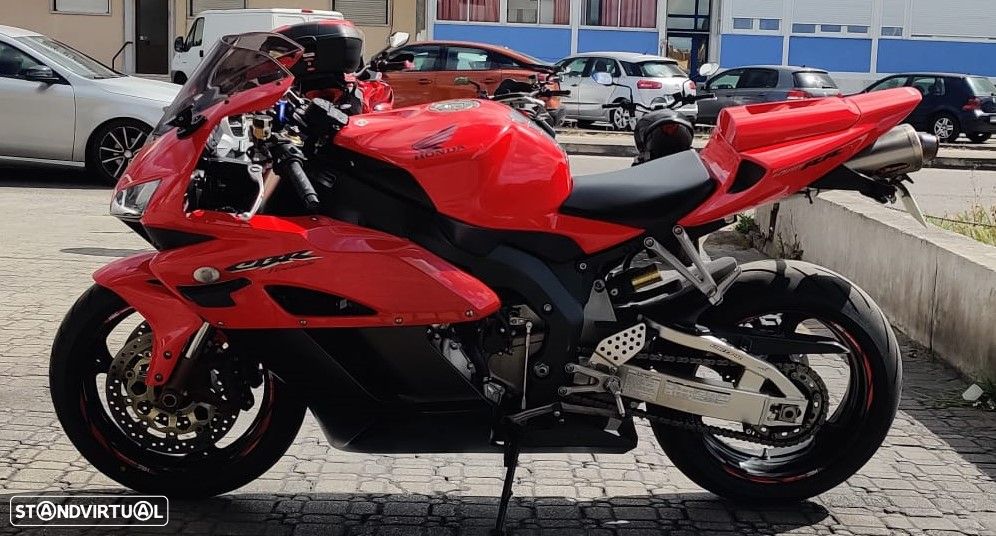 Honda CBR 1000 RR - 2