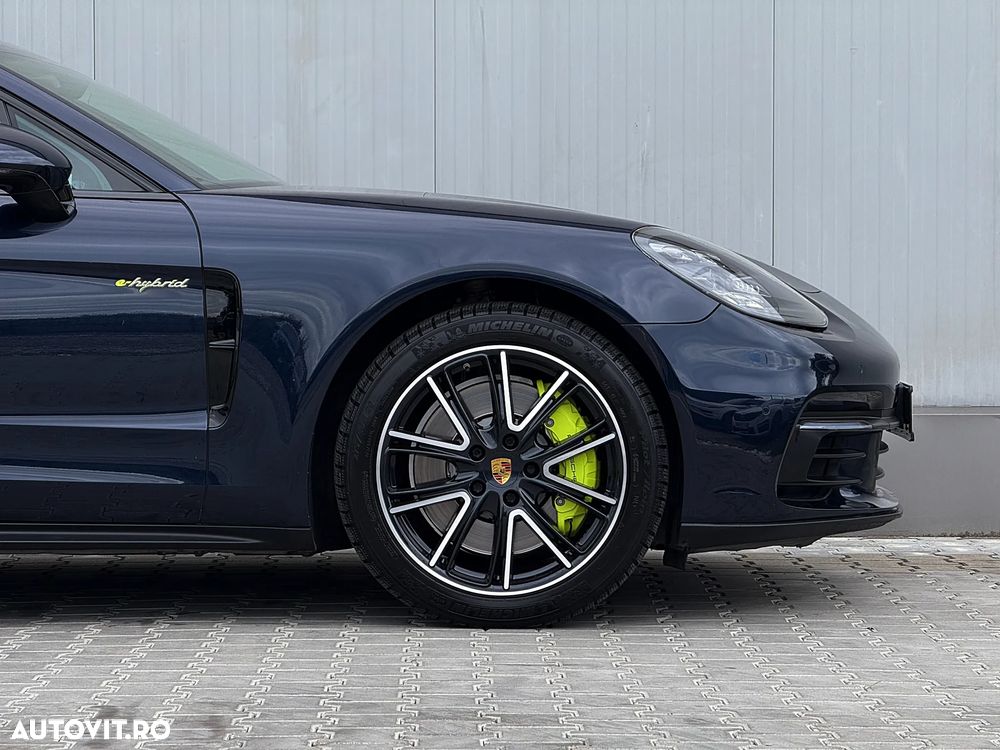 Porsche Panamera 4 E-Hybrid Executive - 11