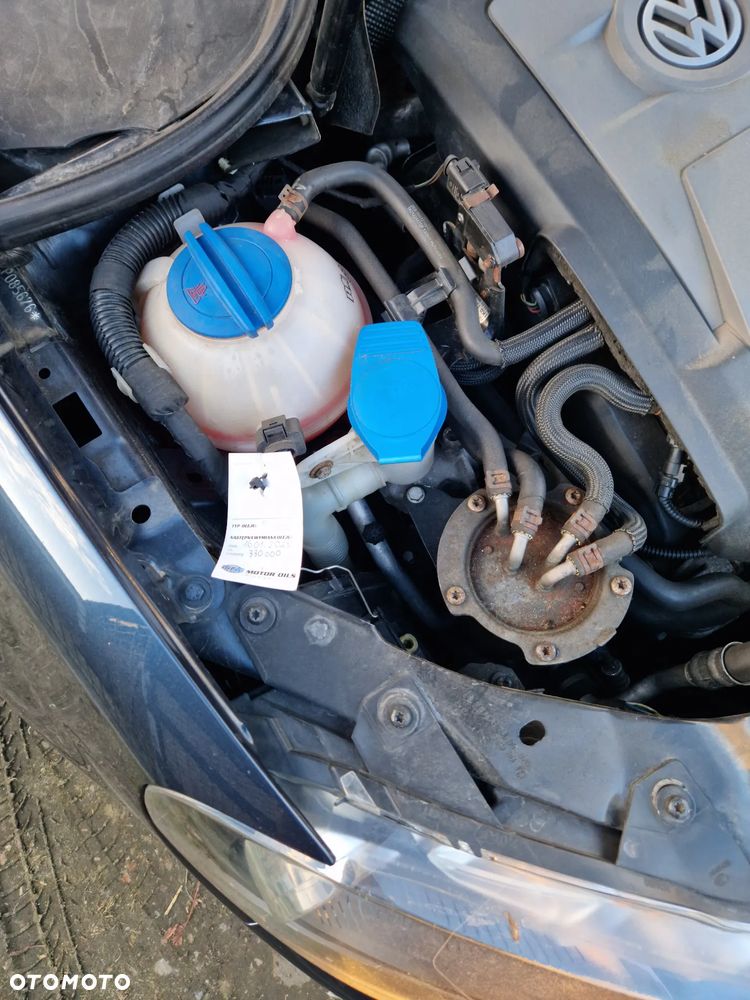 Volkswagen Golf - 11