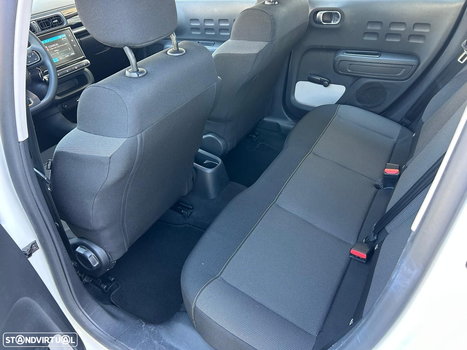 Citroën C3 1.2 PureTech Shine - 10