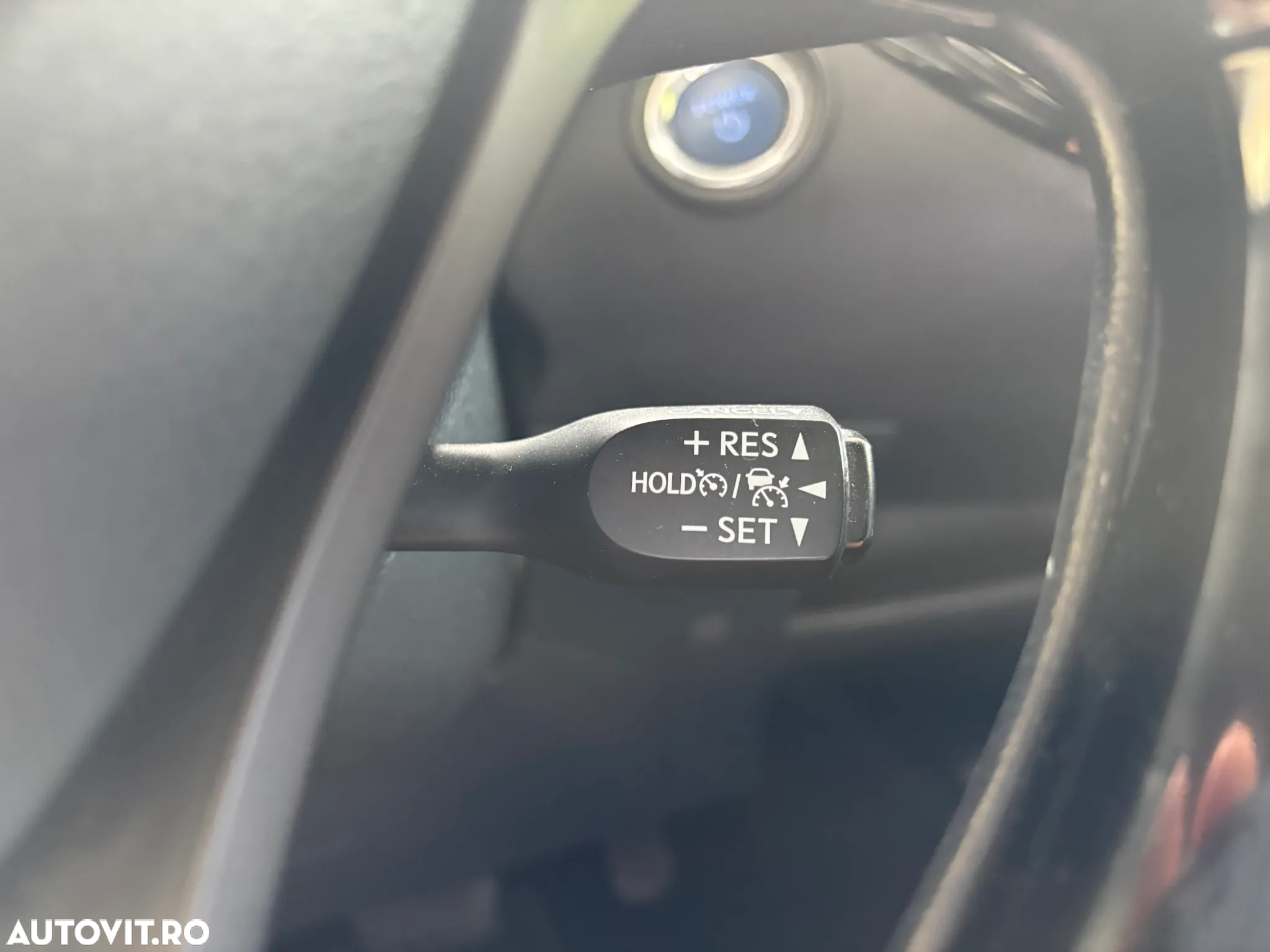 Toyota C-HR - 33