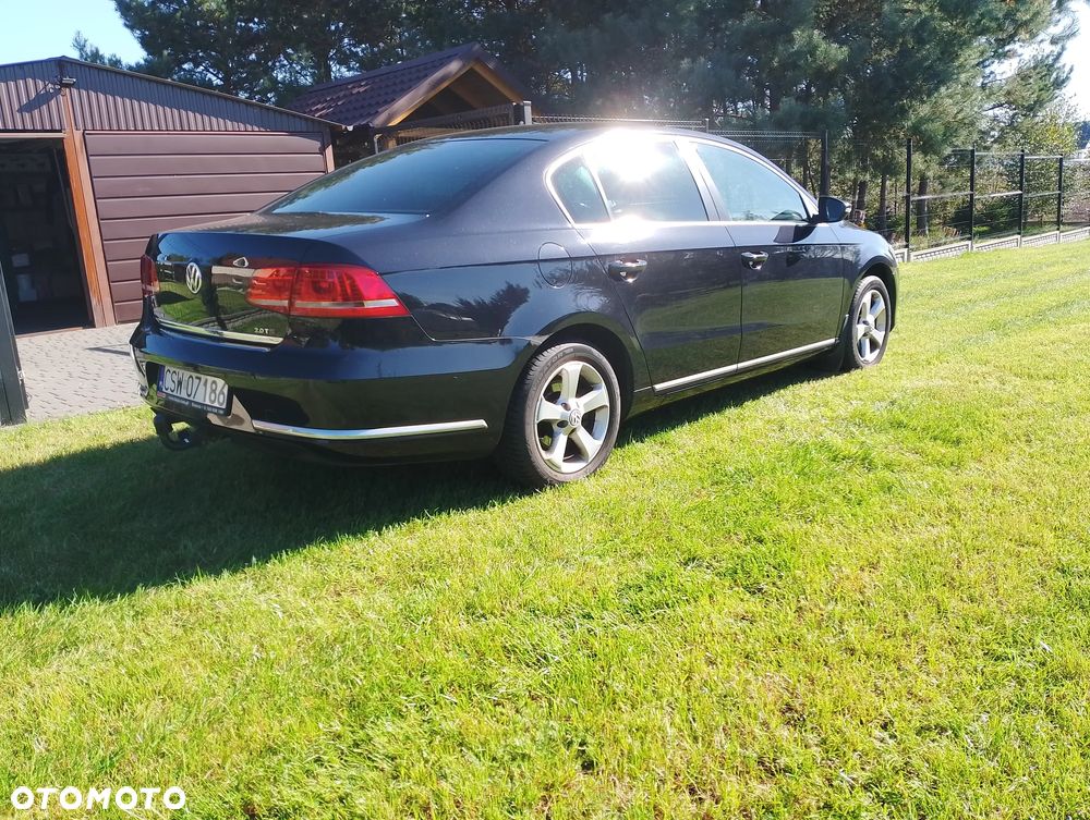 Volkswagen Passat - 6
