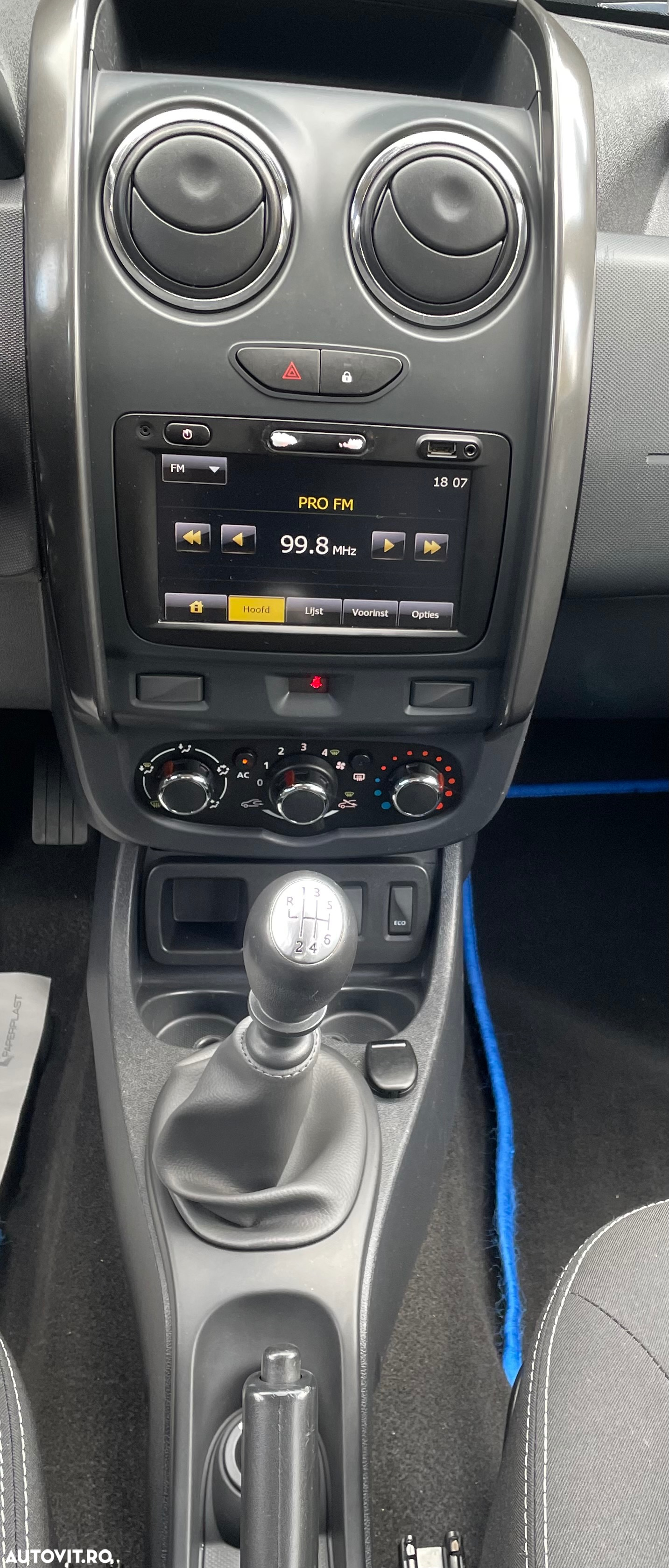 Dacia Duster 1.5 dCi 4x2 Laureate - 27