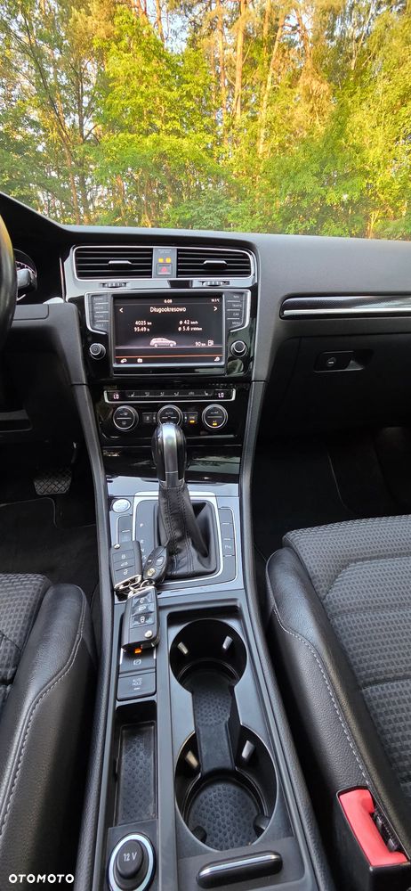 Volkswagen Golf Variant 2.0 TDI (BlueMotion Technology) DSG Highline - 16