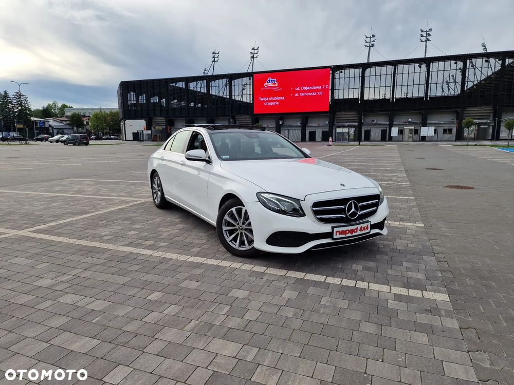 Mercedes-Benz E-Class 2018 photo 2