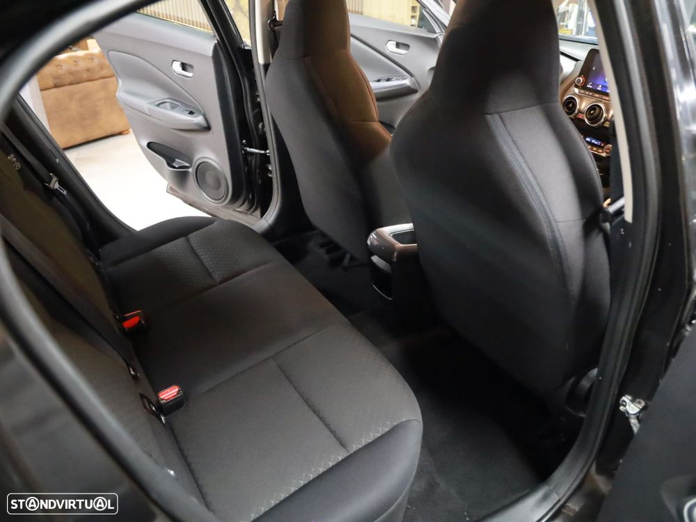 Nissan Juke 1.0 DIG-T N-Connecta DCT - 28