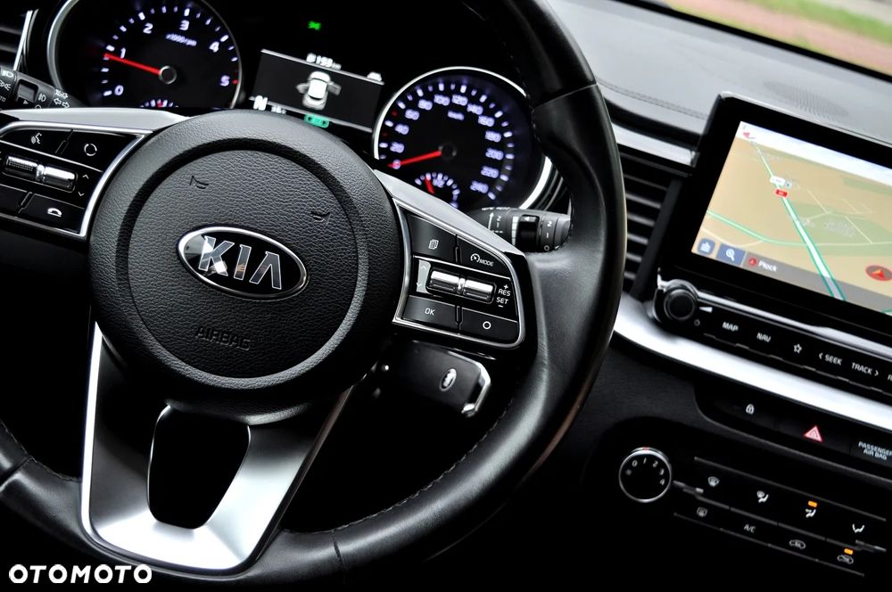 Kia XCeed 1.6 CRDi PLATINUM EDITION - 33