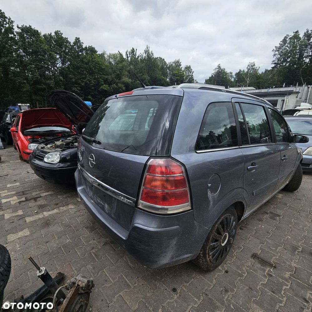 Opel Zafira (2005r) 1,9 D 88 kW / 120 KM (kod lak: Z155) pojazd na części - 4