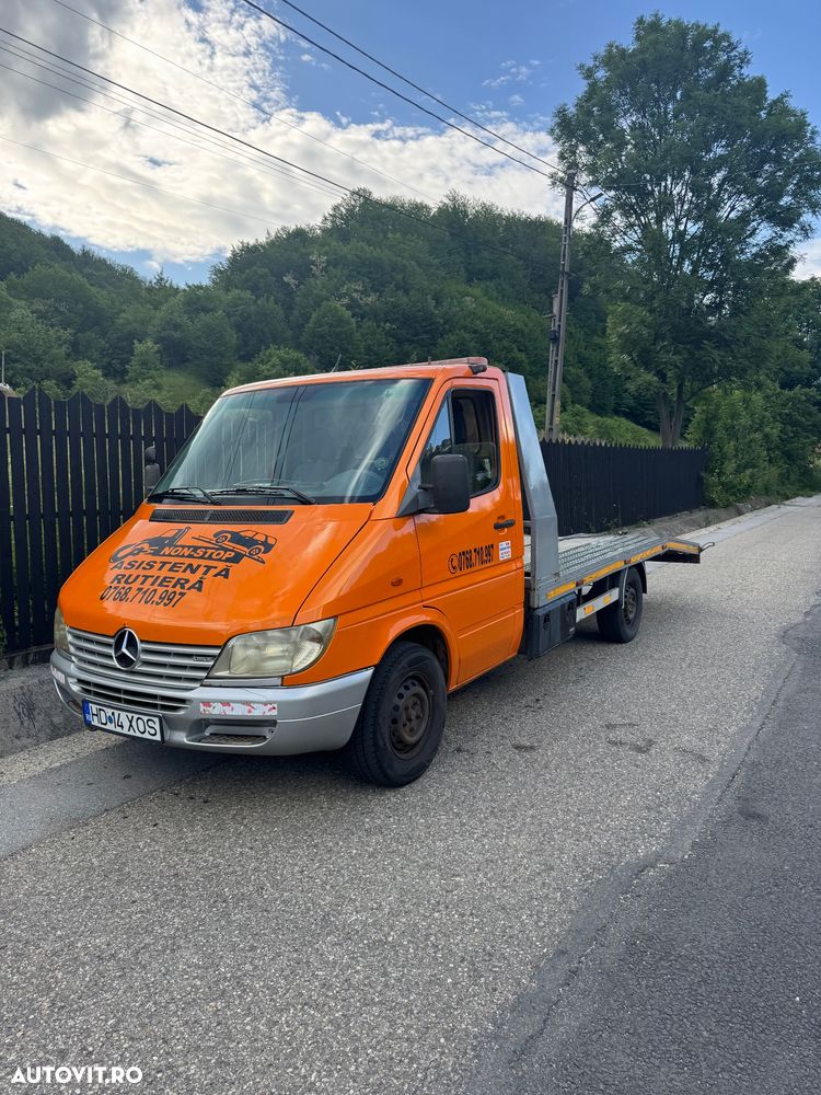 Mercedes-Benz Sprinter - 1