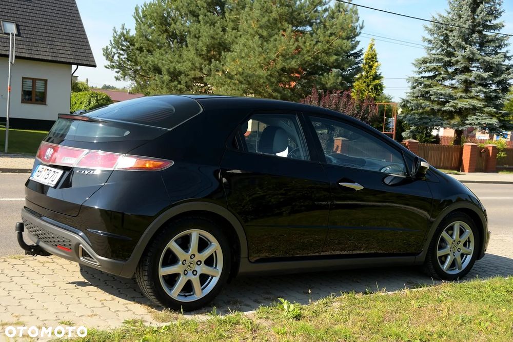 Honda Civic - 9