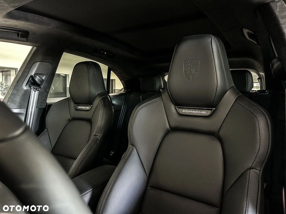 Porsche Macan Standard - 10