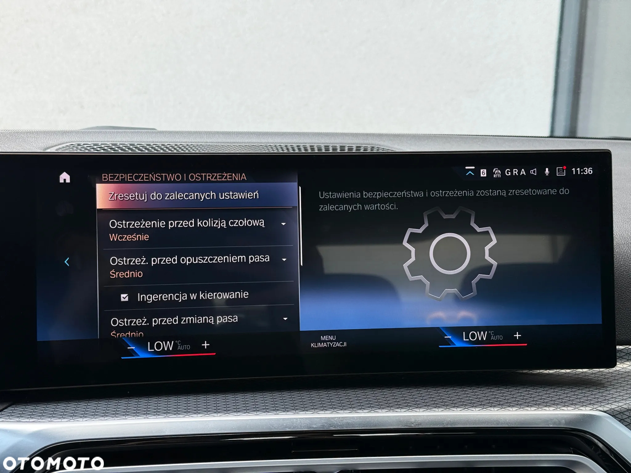BMW Seria 3 320d xDrive M Sport sport - 36