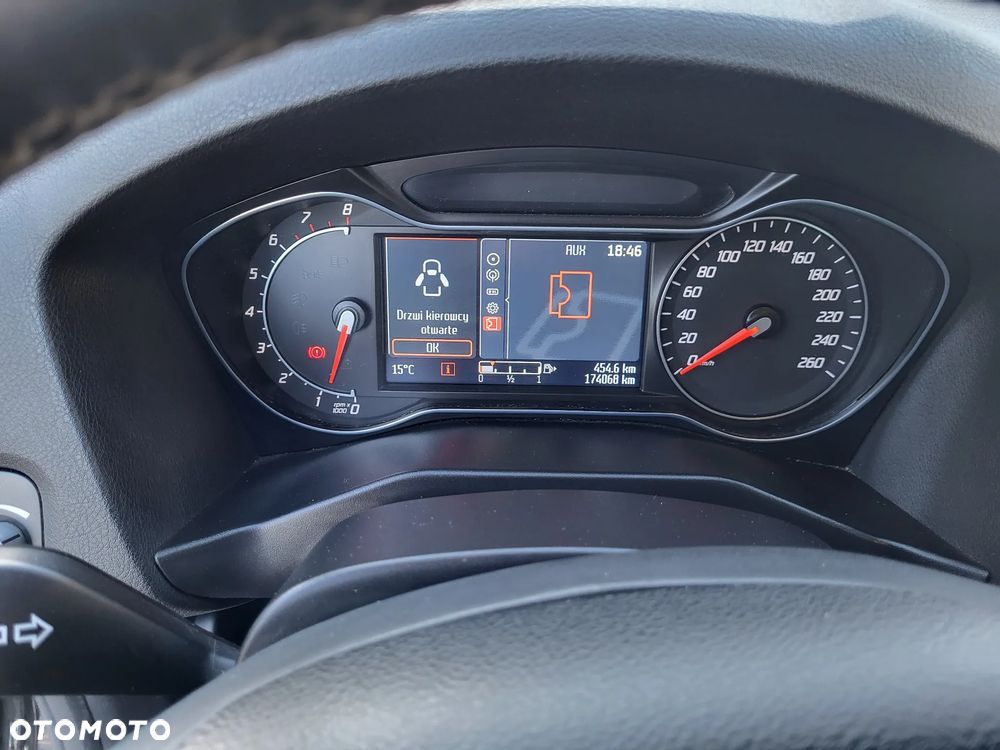 Ford Mondeo 2.0 EcoBoost Titanium - 14