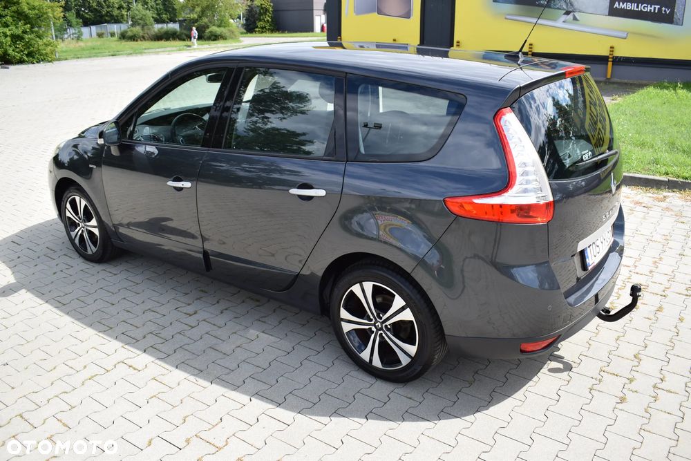 Renault Grand Scenic 2.0 16V 140 CVT Bose Edition - 15