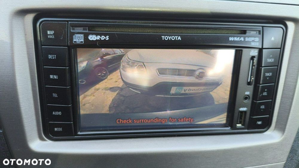 Toyota Avensis - 11