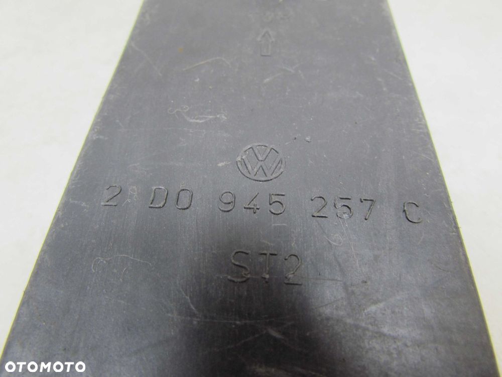 VW LT35 95-06 WKLAD LAMPY LEWY TYL 2D0945257C - 4