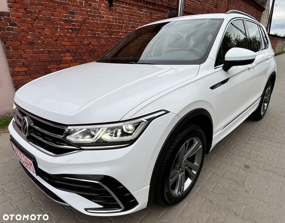 Volkswagen Tiguan 2.0 TDI SCR 4MotION DSG R-Line - 31