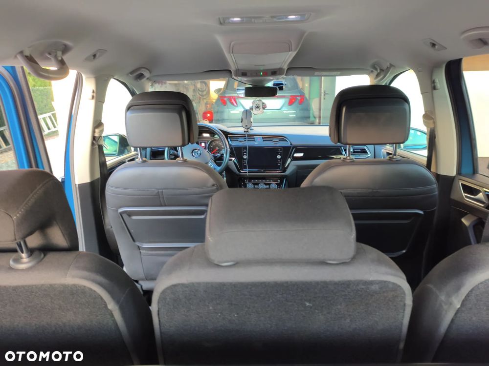 Volkswagen Touran - 18