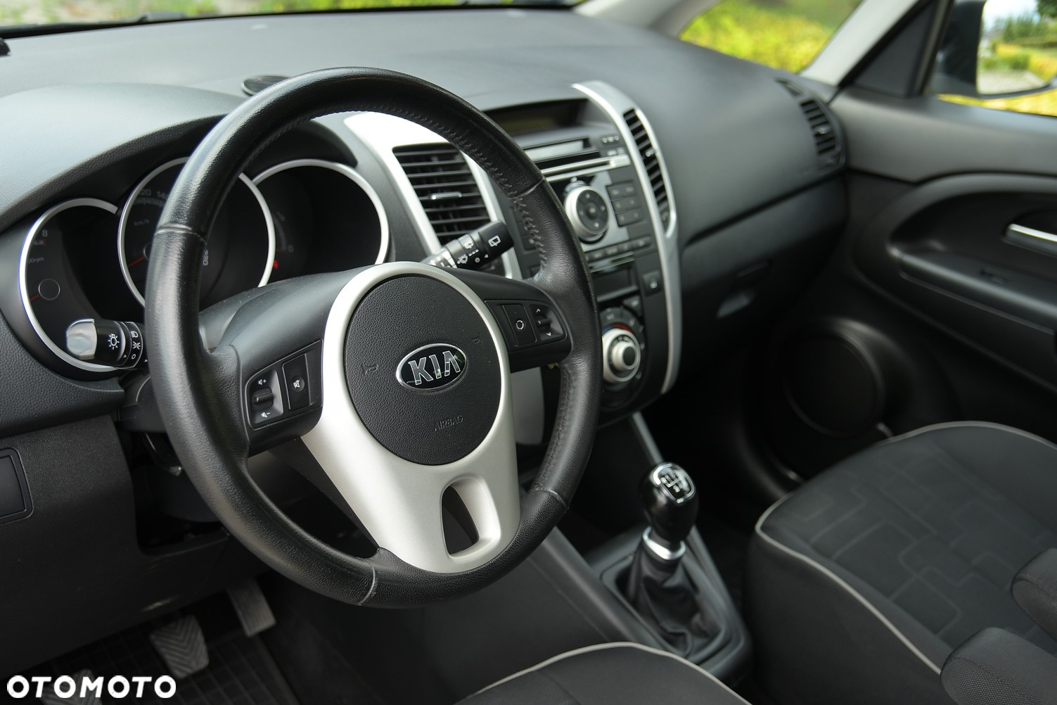 Kia Venga 1.6 M - 27