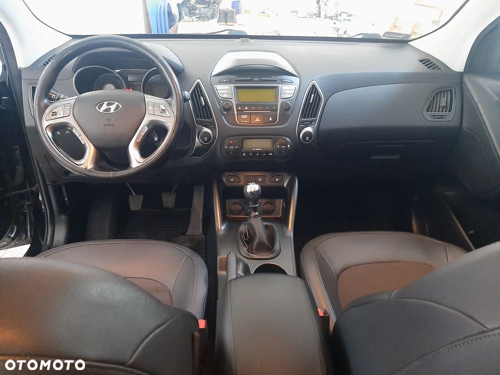 Hyundai ix35 2.0 CRDi Premium 2WD - 10