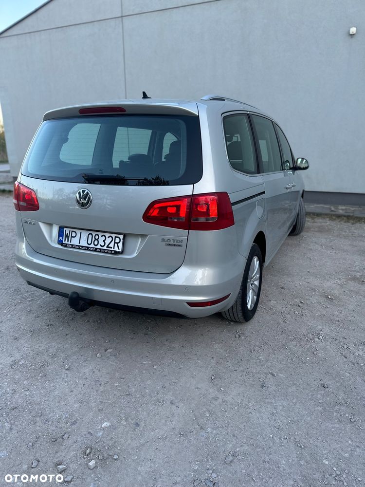 Volkswagen Sharan 2.0 TDI 4Motion BlueMotion Technology Highline - 8