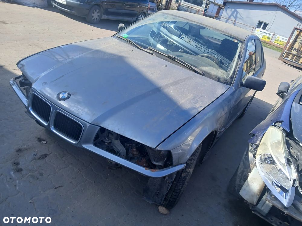 bmw e36 237 maska zderzak lampa grill błotnik drzwi zbiornik paliwa szyba lusterko klamka - 1
