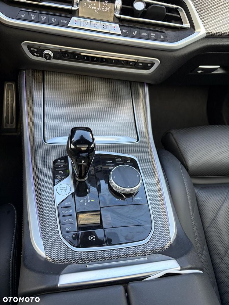 BMW X5 xDrive25d - 9