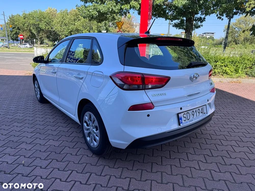 Hyundai i30 1.4 Classic + - 4