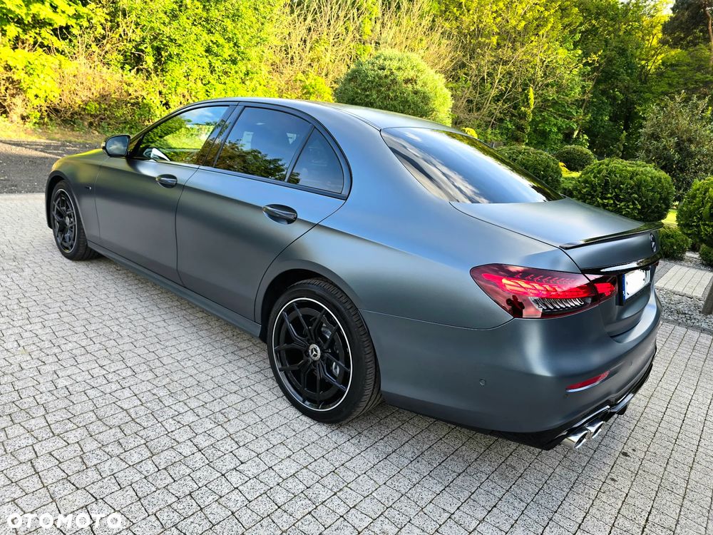 Mercedes-Benz Klasa E 300 de AMG - 34