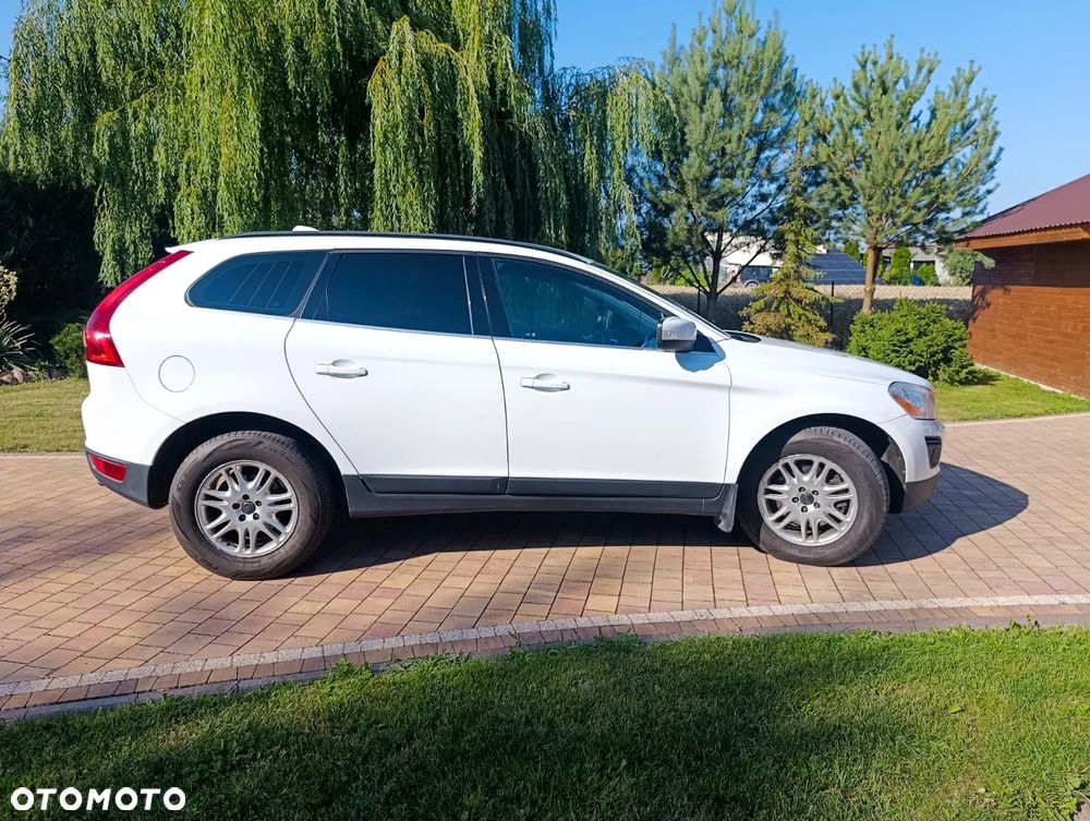 Volvo XC 60 2.4D AWD - 8