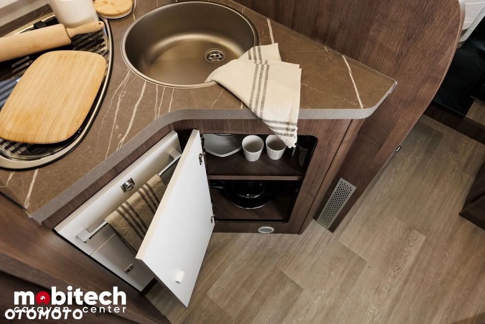 Benimar Tessoro 495 UP AUTOMAT 165 HP (MY 2026) - 10