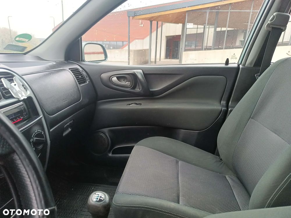 Mitsubishi Space Star 1.6 Avance - 34