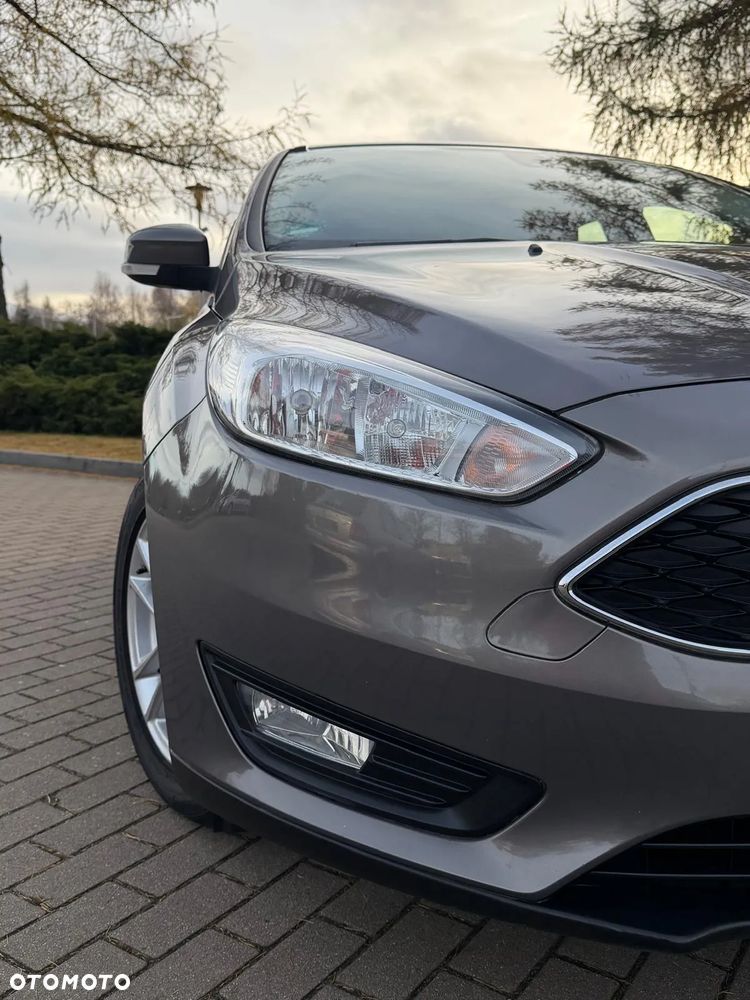 Ford Focus 1.0 EcoBoost Titanium - 37