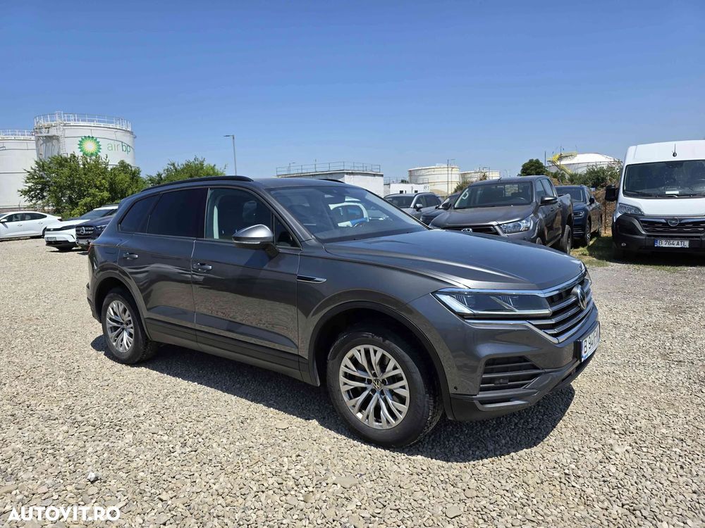 Volkswagen Touareg - 3