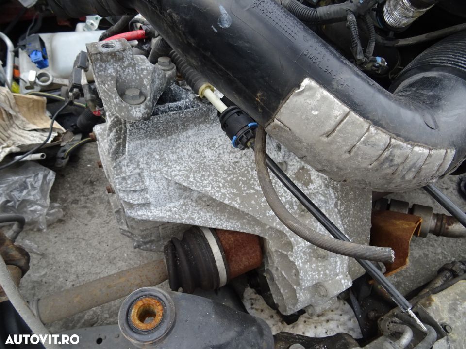 Cutie viteze Volvo V50 2.0 Diesel D4204T 136 CP din 2006 - 1