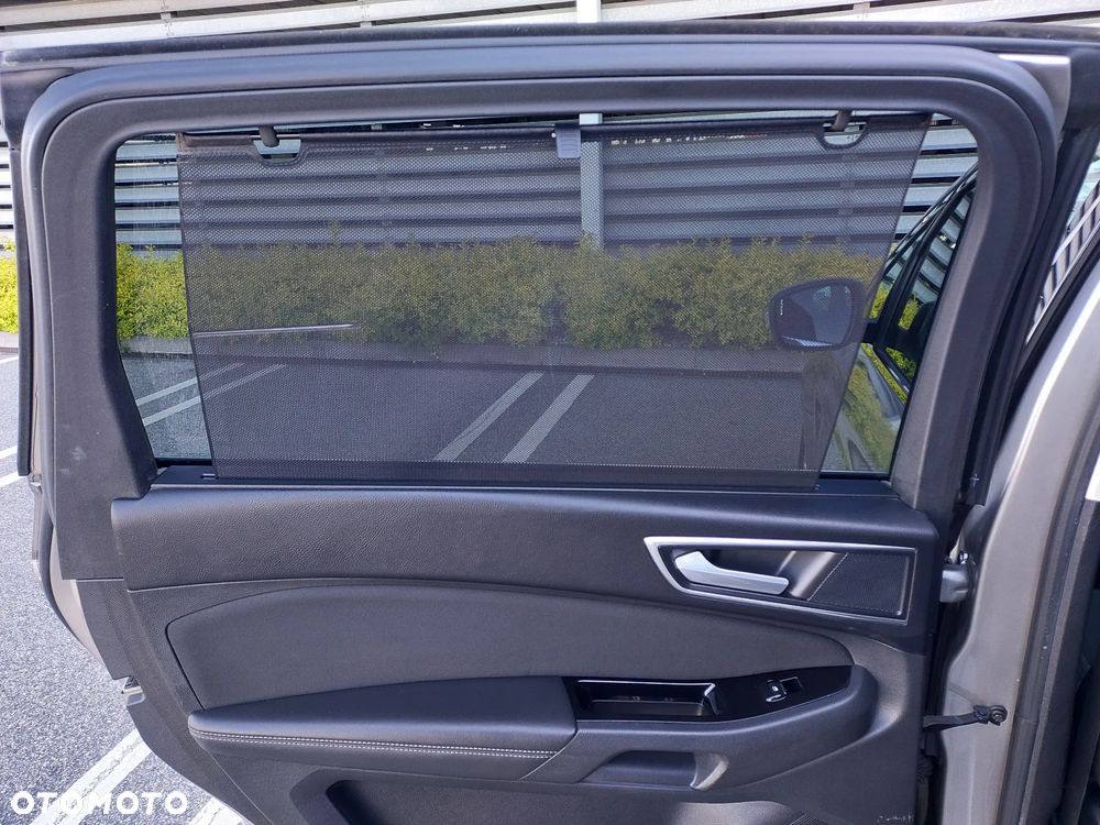 Ford S-Max 2.0 TDCi Titanium - 36