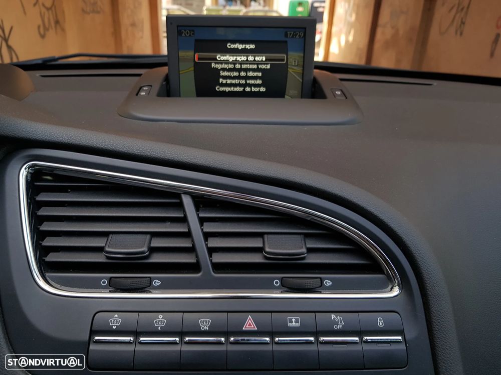 Peugeot 5008 1.6 BlueHDi Allure J17 - 19