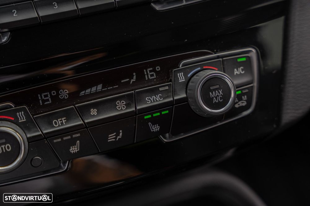 BMW X1 18 d sDrive Auto - 15